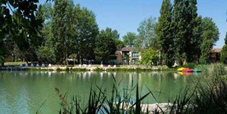 Appartement Village 7 En Residence De Vacances En Camargue Αρλ Εξωτερικό φωτογραφία